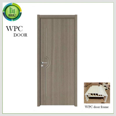 अच्छी कीमत WPC ठोस कोर आंतरिक दरवाजे, लकड़ी पैनल दरवाजा 600 मिमी चौड़ाई ऑनलाइन