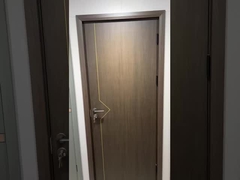 एक हरे और स्वस्थ जीवन वातावरण के लिए टिकाऊ और पर्यावरण के अनुकूल डब्ल्यूपीसी खोखले दरवाजे